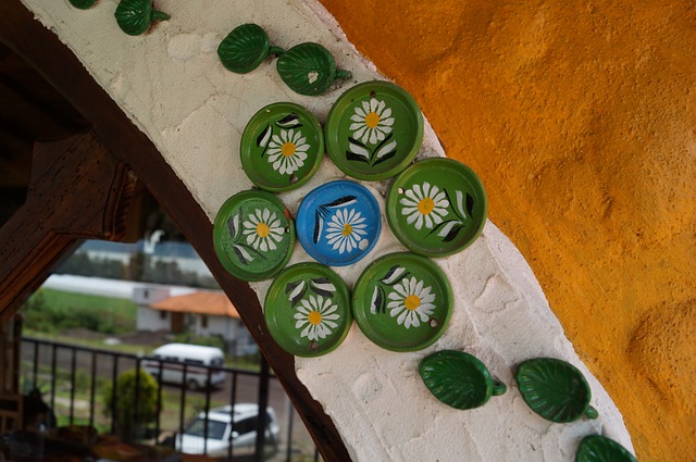 王曼昱是因伤退出半决赛，赛后大合影 国乒队员空出位置留给曼昱，“待你归来 位置依旧”.